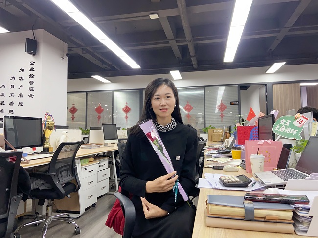 華邦瀛集團(tuán)節(jié)日活動實拍圖